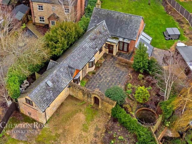 House for sale in Silverstone, Northamptonshire