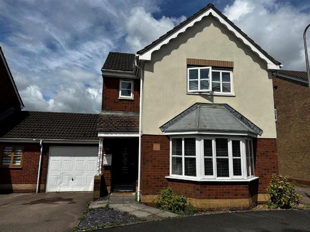 House for sale in Llanharry
