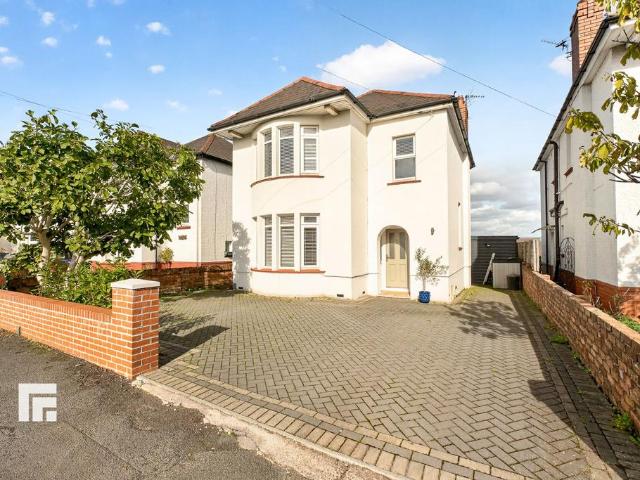 House for sale in Cogan, Penarth
