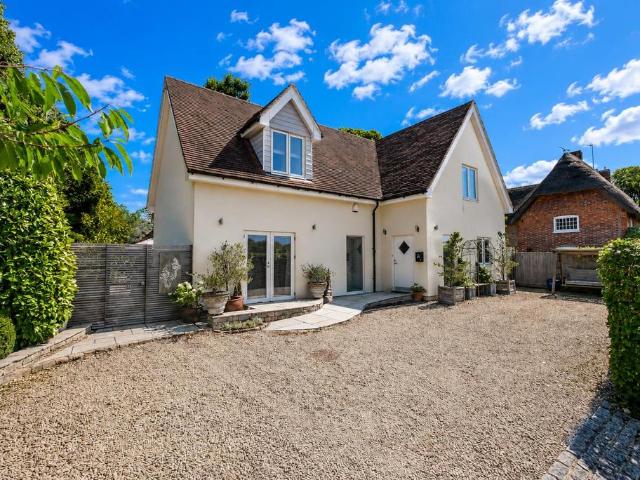 House for sale in Berrick Salome, Oxfordshire