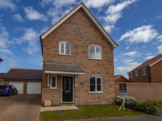 House for sale in Hunstanton, Brookville