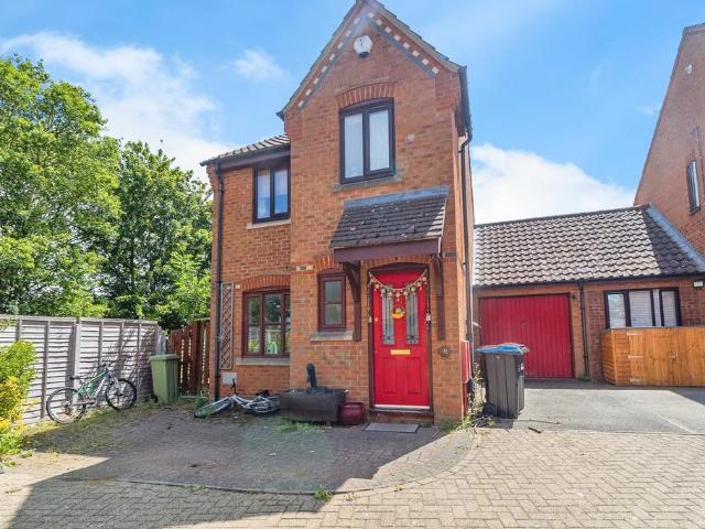 House for sale in Westcroft, Milton Keynes