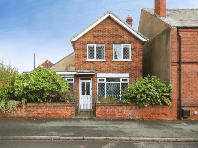 House for sale in Creswell, Bolsover