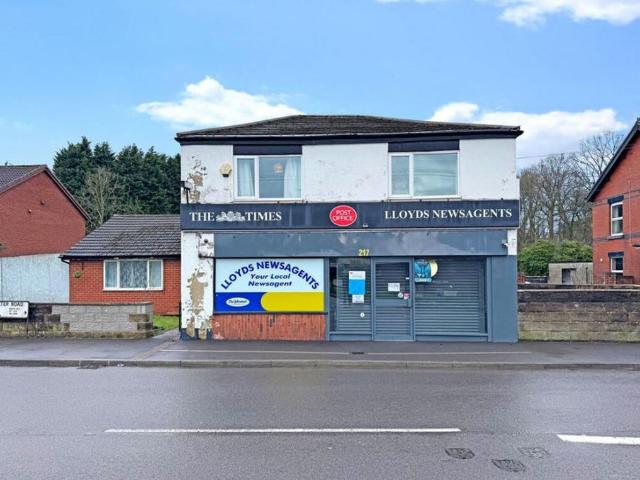 House for sale in Kingsley Moor, Staffordshire