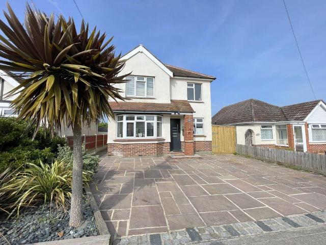 House for sale in Holland-on-Sea, Dale Hill