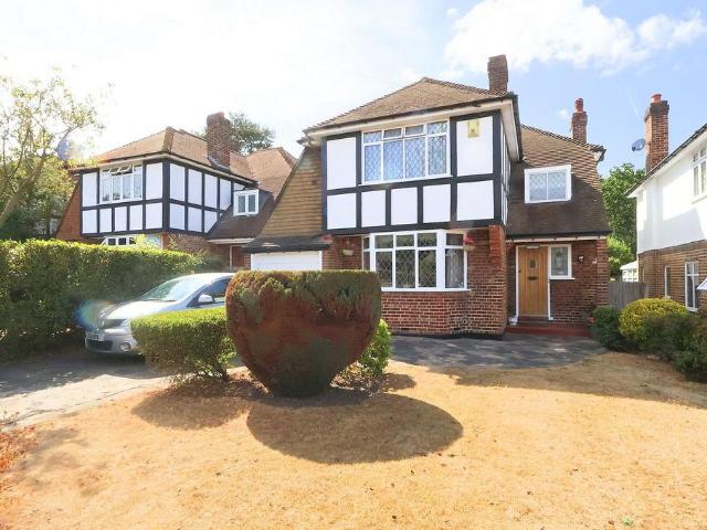 House for sale in London Borough of Croydon, Shirley