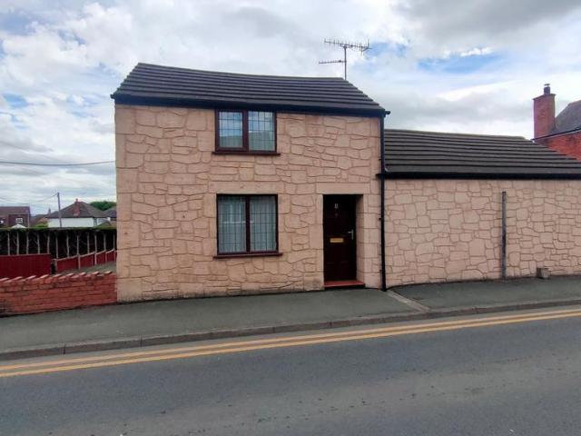 House for sale in Johnstown, Wales