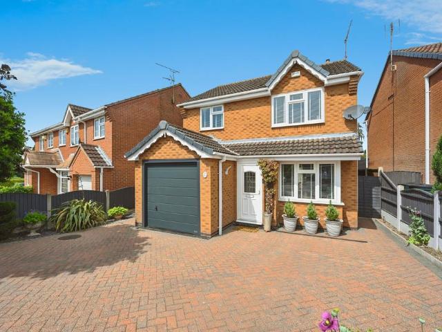 House for sale in Elmton, East Midlands