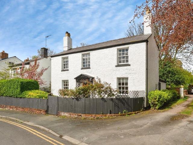 House for sale in Parkgate, Neston