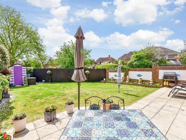 House for sale in Stockbridge, Chichester