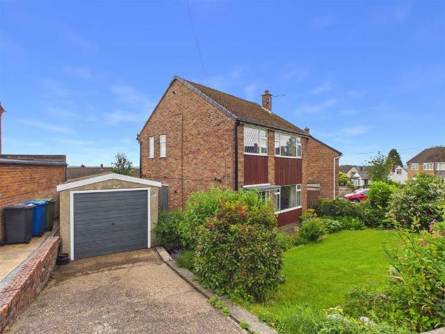 House for sale in Loundsley Green, East Midlands