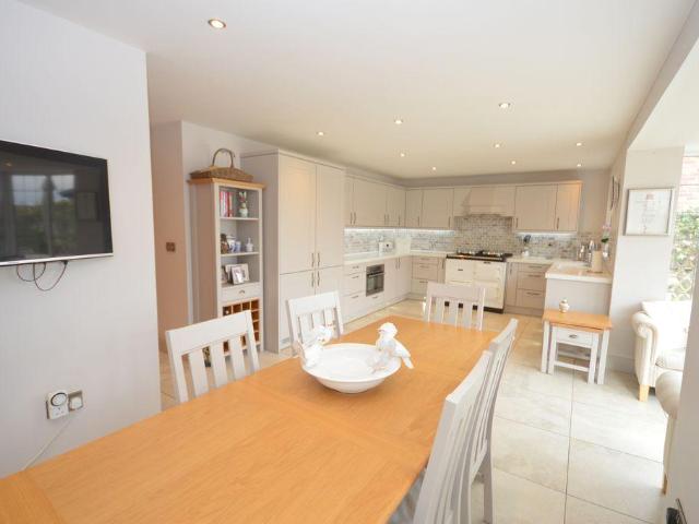 House for sale in Lunts Heath, Widnes