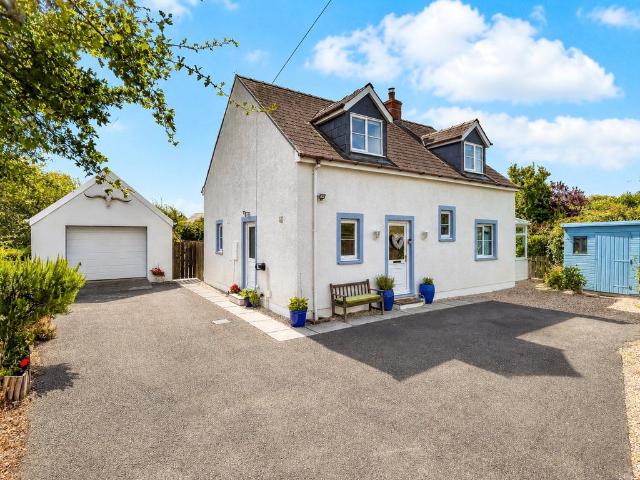 House for sale in Hook, Wales