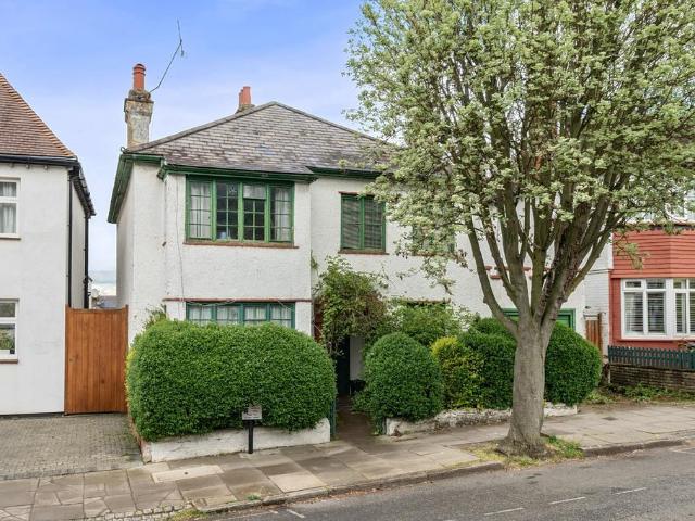 House for sale in Crouch End, Greater London