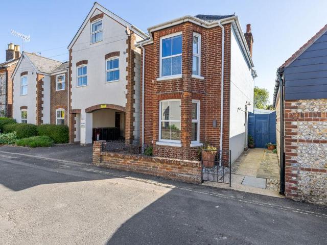 House for sale in Chichester, Littlecote