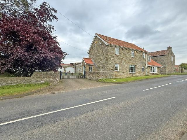 House for sale in Cloughton, North Yorkshire
