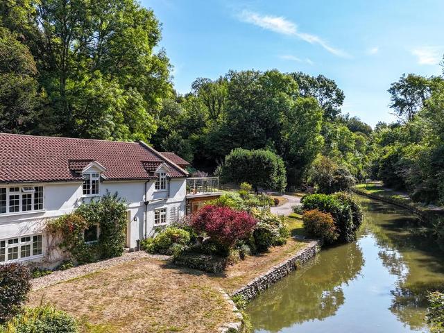 House for sale in Winsley