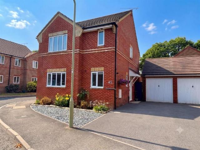 House for sale in Whiteley, Hampshire