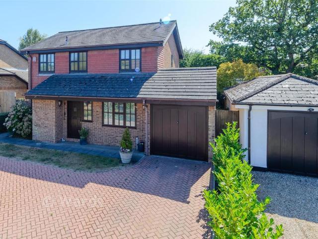 House for sale in Bluebell Hill, Bourne Vale