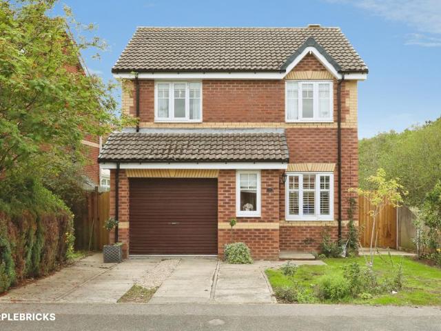 House for sale in Hatfield, South Yorkshire