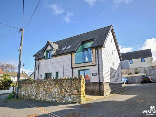 House for sale in Newport, Wales
