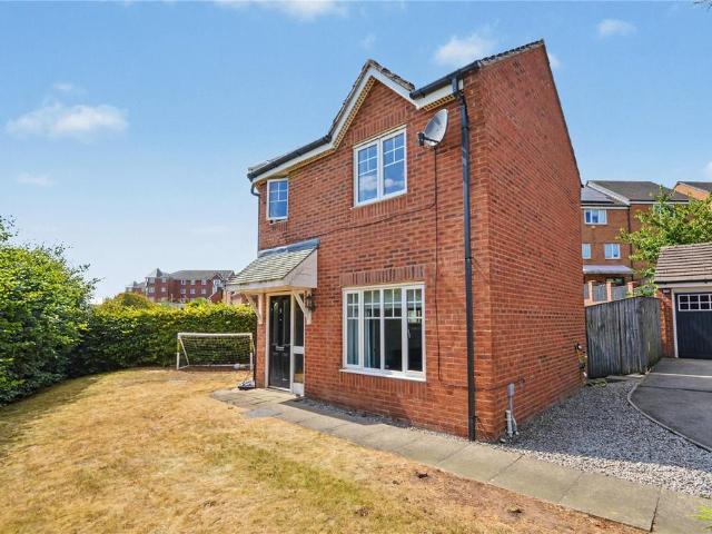 House for sale in Thorpe, West Yorkshire