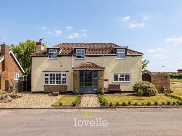 House for sale in North End, Ingleby