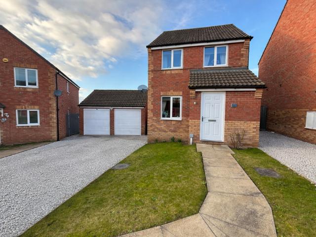 House for sale in Ferrybridge, West Yorkshire