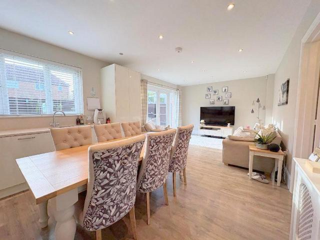 House for sale in Chaul End, Caddington