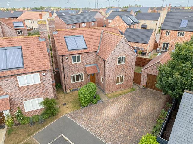 House for sale in Burton Latimer
