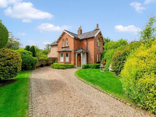 House for sale in Fulshaw Park, Wilmslow