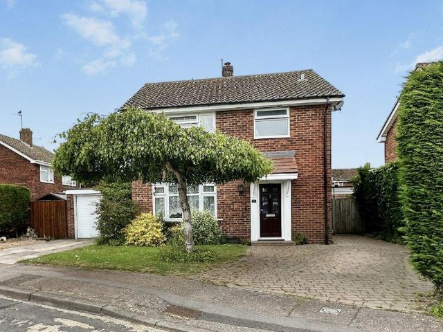 House for sale in Dale Hill, Essex