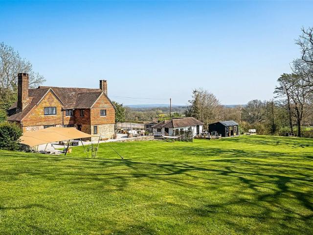 House for sale in Pachesham Park, Surrey