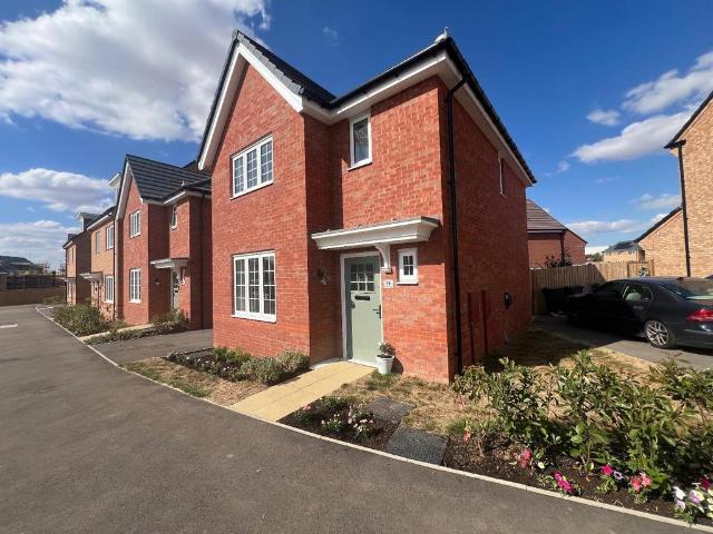 House for sale in Desborough