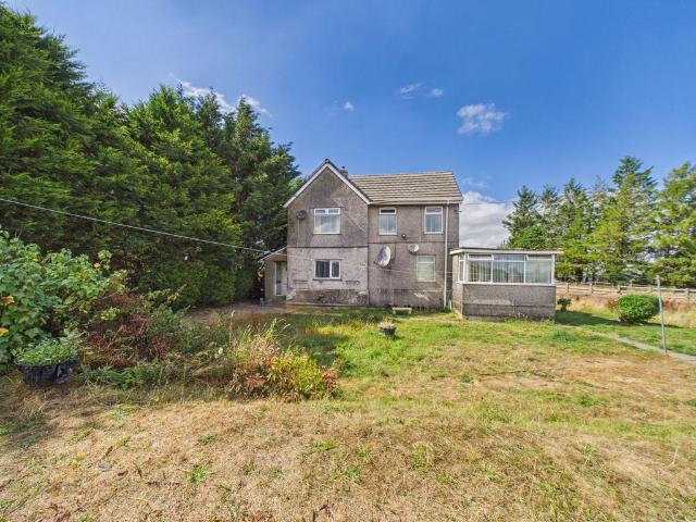 House for sale in Llanelly Hill, Wales