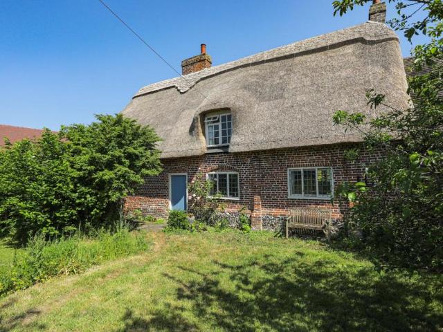 House for sale in Claypits, Ash