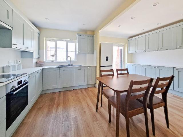 House for sale in Mill Hill, Ash