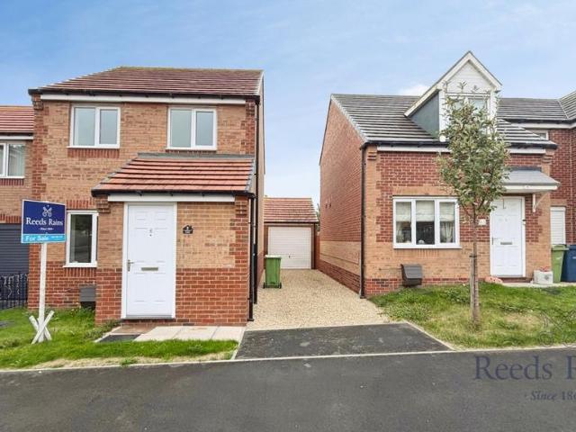House for sale in Peat Carr Estate, Sunderland