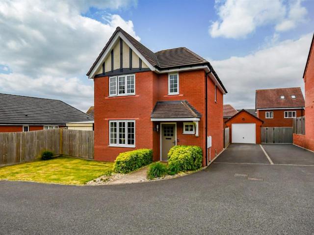House for sale in Wombourne, South Staffordshire