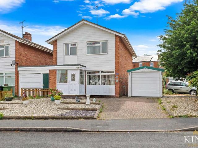 House for sale in Alderminster, Warwickshire
