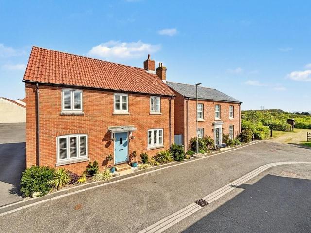 House for sale in Chickerell
