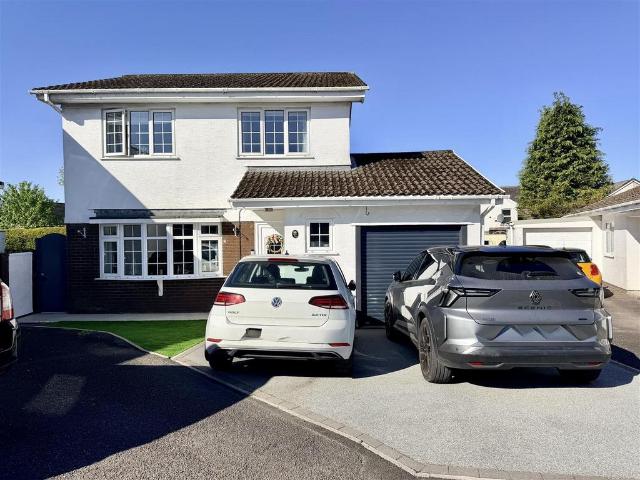 House for sale in Ammanford, Wales