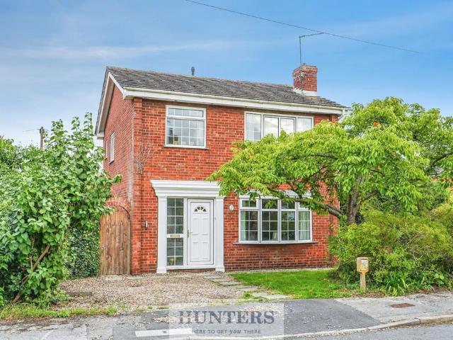 House for sale in Hemingbrough, North Yorkshire