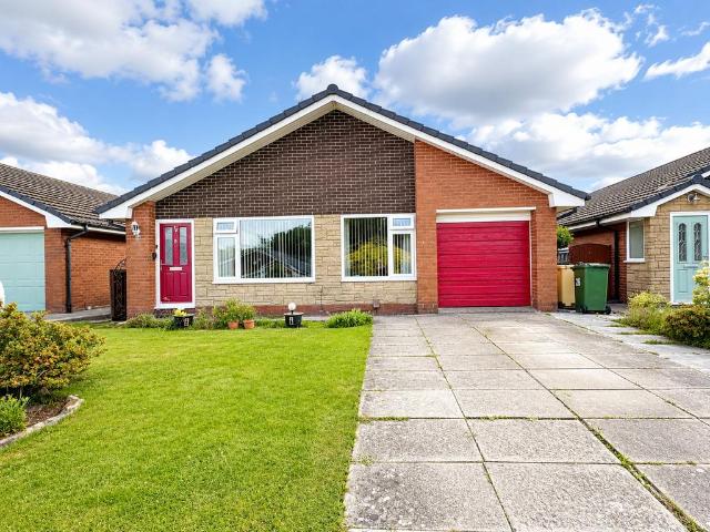 House for sale in Westhoughton, Lee Bank