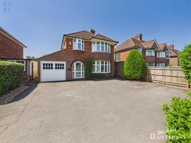 House for sale in Broughton, Aylesbury