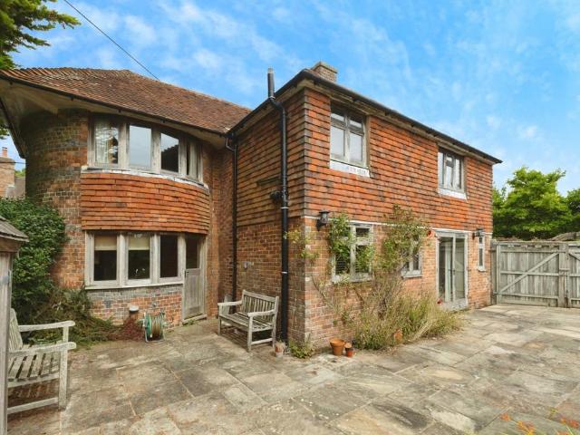 House for sale in Punnett's Town, Cross In Hand