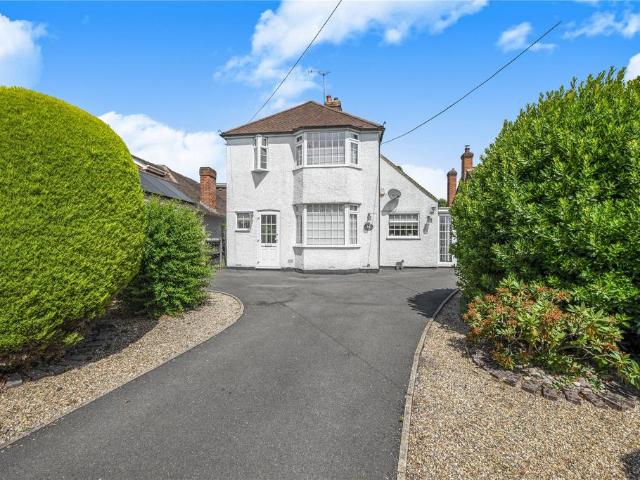 House for sale in West End, Heol-las