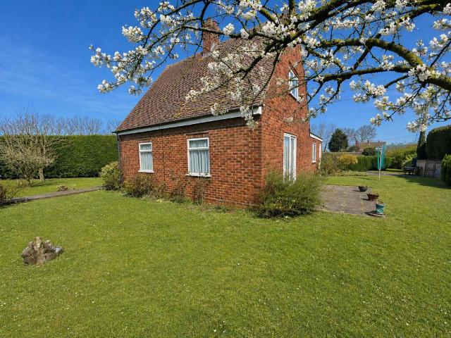 House for sale in Gosberton Clough, Lincolnshire