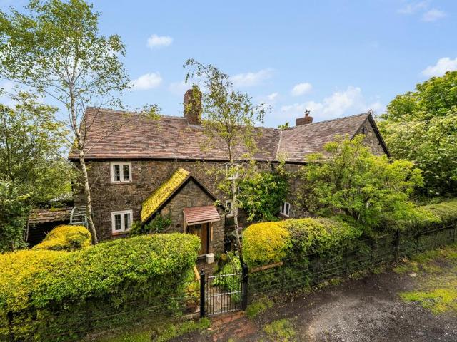 House for sale in Foxwood, Doddington