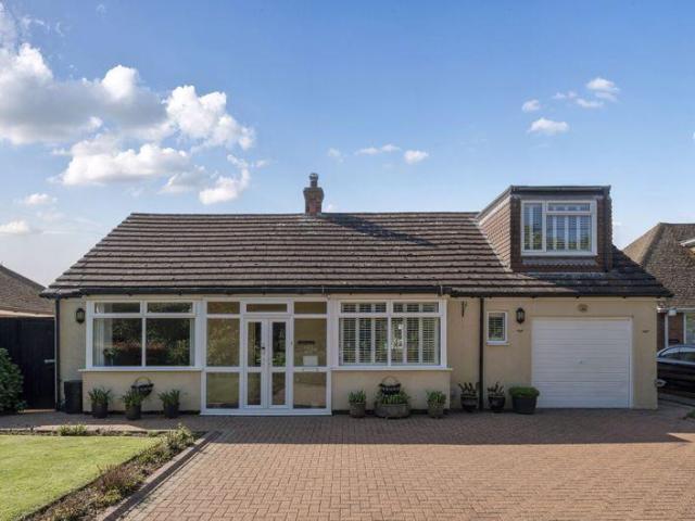 House for sale in Folkestone, Densole